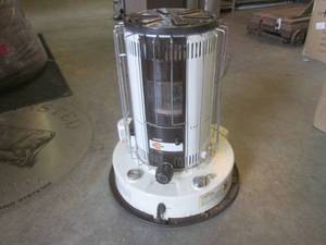 lot 148 image: (BR2) Kero-Sun Omni 85 Portable Kerosene Heater - Tank is Close to Full