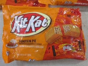 lot 170 image: (B-1) 3 Bags of Kit Kat Miniatures Pumpkin Pie Candy Bars Past Date