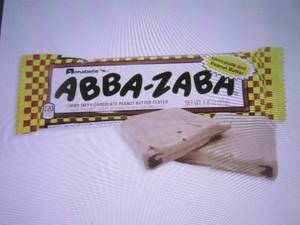 lot 184 image: (B-2) Box of 24 Abba-Zaba Chewy Taffy with Chocolate Peanut Butter Center Candy Bars Best by Oct 2023