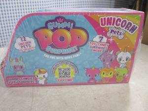 lot 187 image: (C-3) Display of 7 Gummi Pop Surprise with Unicorn Pets Past Date