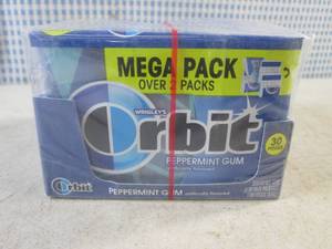 lot 205 image: (B-1) 6 Mega Packs of Orbit Peppermint Gum 30pc Packs Past Date
