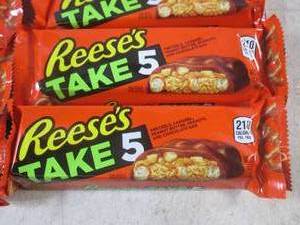 lot 215 image: (B-1) 12 Reeses Take 5 Candy Bars Past Date
