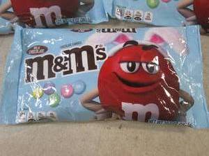 lot 229 image: (B-3) 3 Bags of M&ampMs 10oz Best by Oct 2023