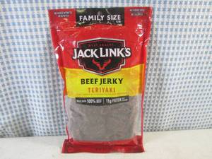 lot 253 image: (B-2) Jack Links Family Size Bag Teriyaki Beef Jerky Best by Mar 2024