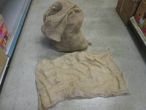 lot 271 image: (G-1) Lot of 10 Burlap SacksBags...