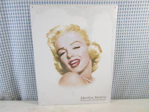 lot 291 image: (EC1) Marilyn Monroe Tin Sign - New In Wrap - 11 12 x 16