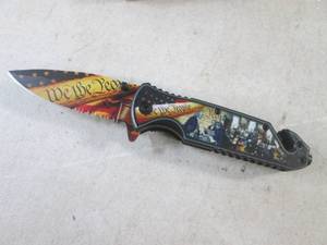 lot 295 image: (CNTR) We The People Design Spring Assist Folding Knife with Belt Clip - 8 14 Open  4 34 Closed - New In Box