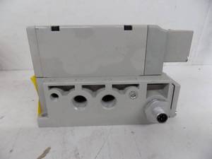 lot 164 image: 3 COUNT - AVENTIC AIRR VALVE, #353BA43AMN56Y61