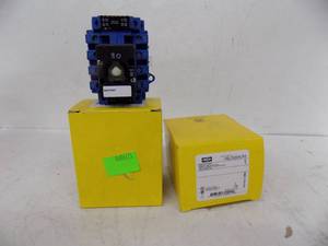 lot 112 image: MUBBELL #HBLDS33ACRS - CIRCUIT LOCK  REPLACEMENT SWITCH (2 COUNT)