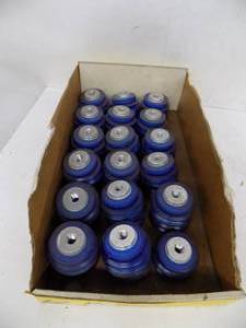 lot 120 image: 35 COUNT- VACUUM CUPS,  VC 130D-1 144NPT