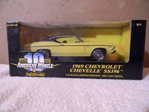 lot 3 image: ERTL, AMERICAN MUSCLE 118 SCALE 1969 CHEVROLET CHEVELLE SS 396 LIMITED EDITION - IN BOX - AWESOME PIECE - SEE PICTURES