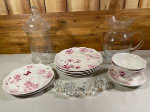 lot 159 image: Glass pitcher, glass cookie jar, 10...