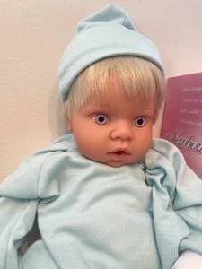 lot 121 image: Lee Middleton Newborn Wonder Play Doll - Blue