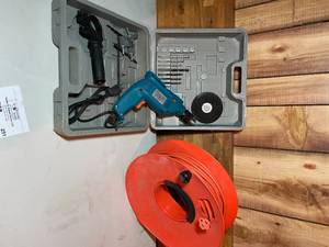 lot 251 image: Power Drill & Extension Cord wReel