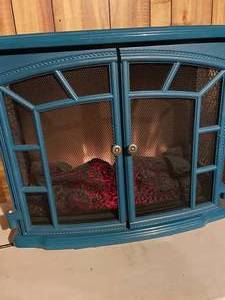 lot 259 image: Electric Heater - Blue