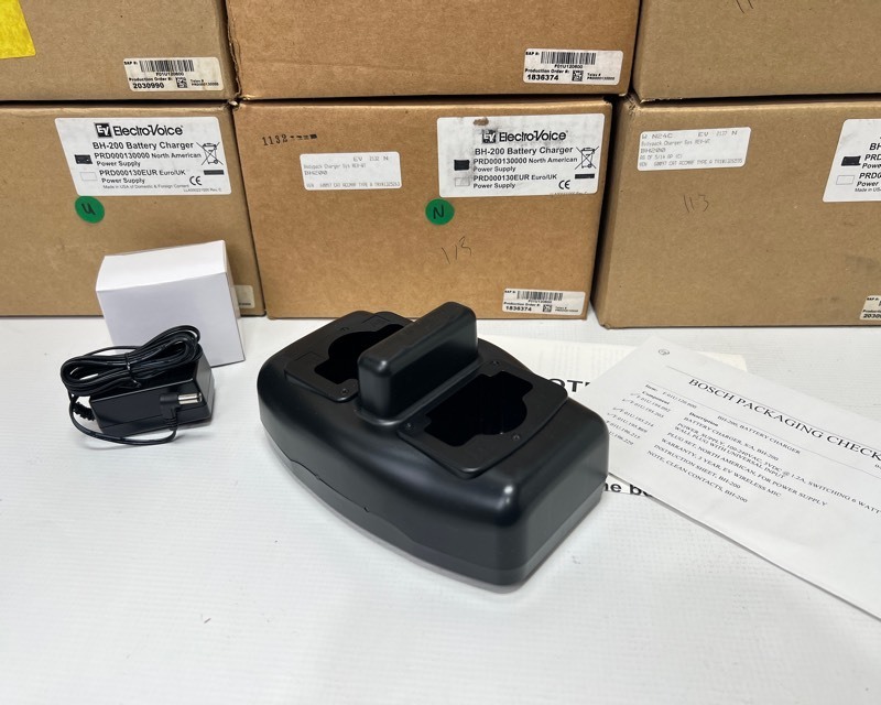 lot 309 image: Radio Battery Chargers