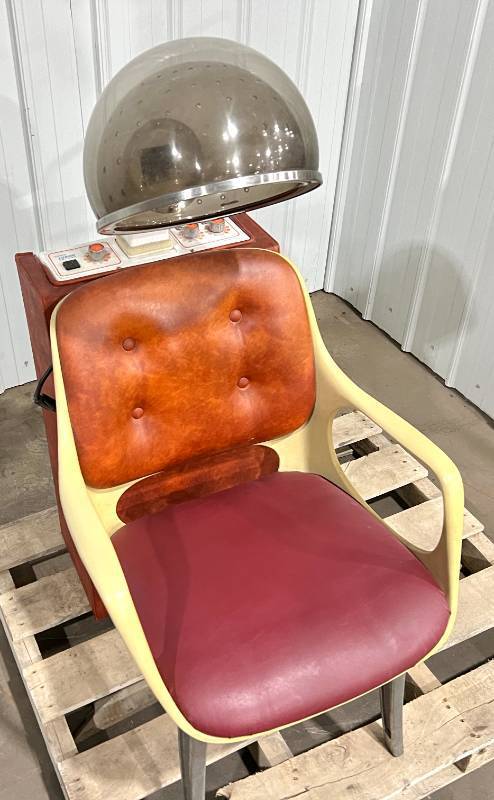 lot 1273 image: Professional Hair Dryer Chair