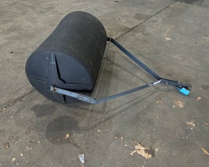 lot 1269 image: Lawn Roller