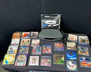 lot 1390 image: Bose Wave Music System