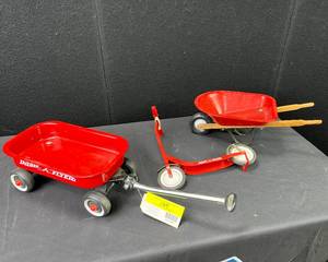 lot 1391 image: Radio Flyer Miniatures