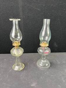lot 1412 image: Two Vintage Oil Lamps