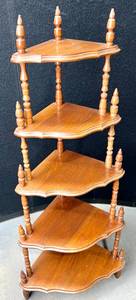 lot 1446 image: Victorian Style Corner Shelf 52in
