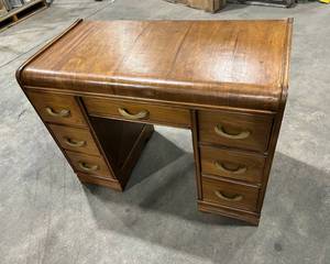 lot 1448 image: Vintage Deco Waterfall Kneehole Desk