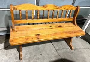 lot 1452 image: Solid Wood Bench Vintage