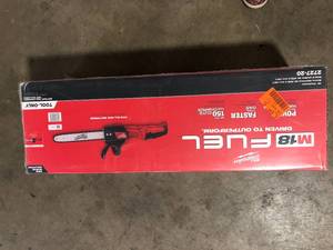 Milwaukee M18 FUEL 16 in. 18-Volt Lithium-Ion Brushless Battery Chainsaw (Tool-Only)    Customer Returns See Pictures