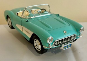 lot 118 image: Burago 1957 Corvette Model Car