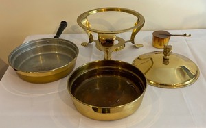 lot 130 image: Gold Colored Chafing Dish