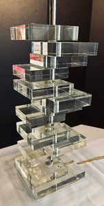 lot 134 image: Vintage Modernist Stacked Lucite Table Lamp  Vintage Skyscraper Style Lucite Table Lamp