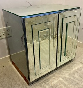 lot 218 image: Mirrored Bedside Cabinet