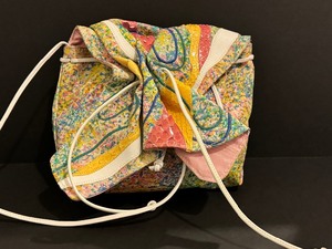 lot 81 image: Vintage Carlos Falchi Handbag