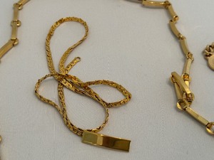 lot 269 image: Two Vintage Gold Tone Ladies Metal Belts