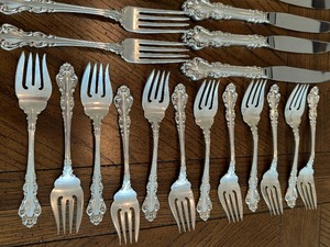 lot 8A image: Reed and Barton Spanish Baroque Sterling Flatware