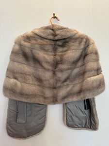 lot 18A image: Vintage Fur Shawl