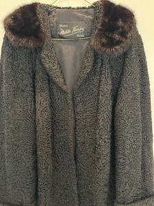 lot 248 image: Vintage Sheered Fur Womens Coat