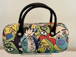 lot 244 image: Two Sunglass Cases including a Kate Spade Sunglass Case