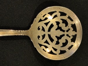 lot 74 image: Vintage Heirloom Sterling Damask Rose Nut Spoon