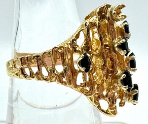 lot 23A image: 14k Gold and Sapphire Brutalist Style Ring