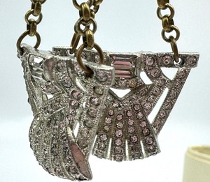 lot 293 image: Lovely Dangling Rhinestone Earrings