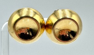 lot 16B image: Pair of Round Yellow Gold Clip Earrings