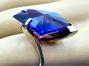 lot 194 image: 14k Gold and Tanzanite Ring