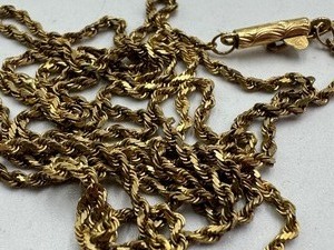 lot 309 image: 14k Yellow Gold 29 Inch Chain