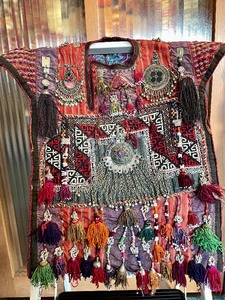 lot 8 image: Exceptional Vintage Nomadic Turkmen Ceremonial DressRobeVest