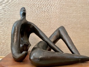 lot 15 image: Signed Modernist Abstract Figural Sculpture by Roger G. Van Roekel