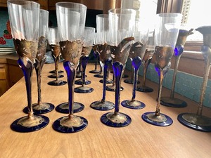 lot 132 image: Beautiful Cobalt Blue Sculptural Crystal Wine & other Goblets