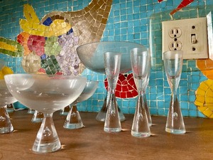 lot 131 image: Large Group of Mid Century Badash Krosno Crystal Glassware