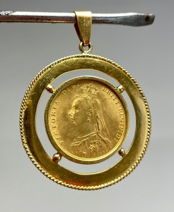 lot 146 image: Genuine 1892 Solid 24K Gold 12 Sovereign Coin Pendant Necklace